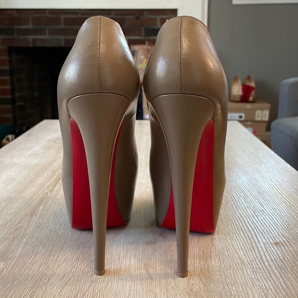 Louboutin Daffodile 160MM Grege Kid Leather - 41 - Picture 5 of 9